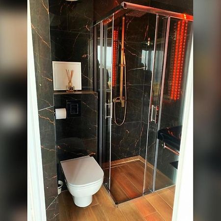 شقة Golden View Przy Samym Morzu Plazy بريمورسكو المظهر الخارجي الصورة